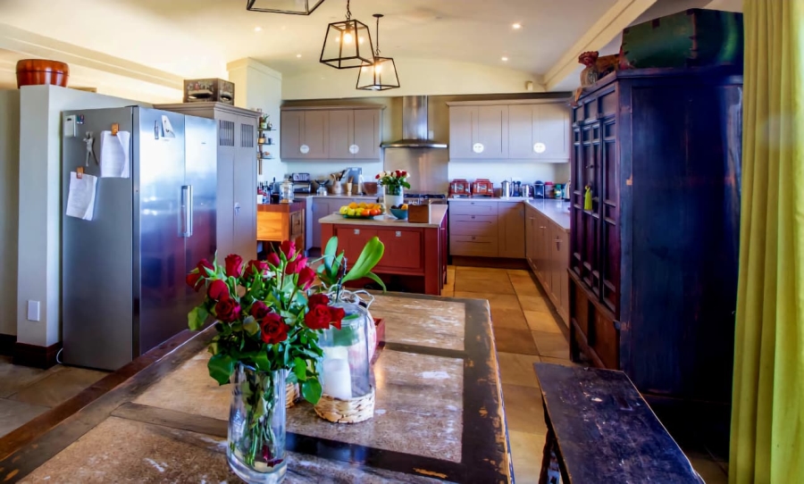 8 Bedroom Property for Sale in Oubaai Western Cape